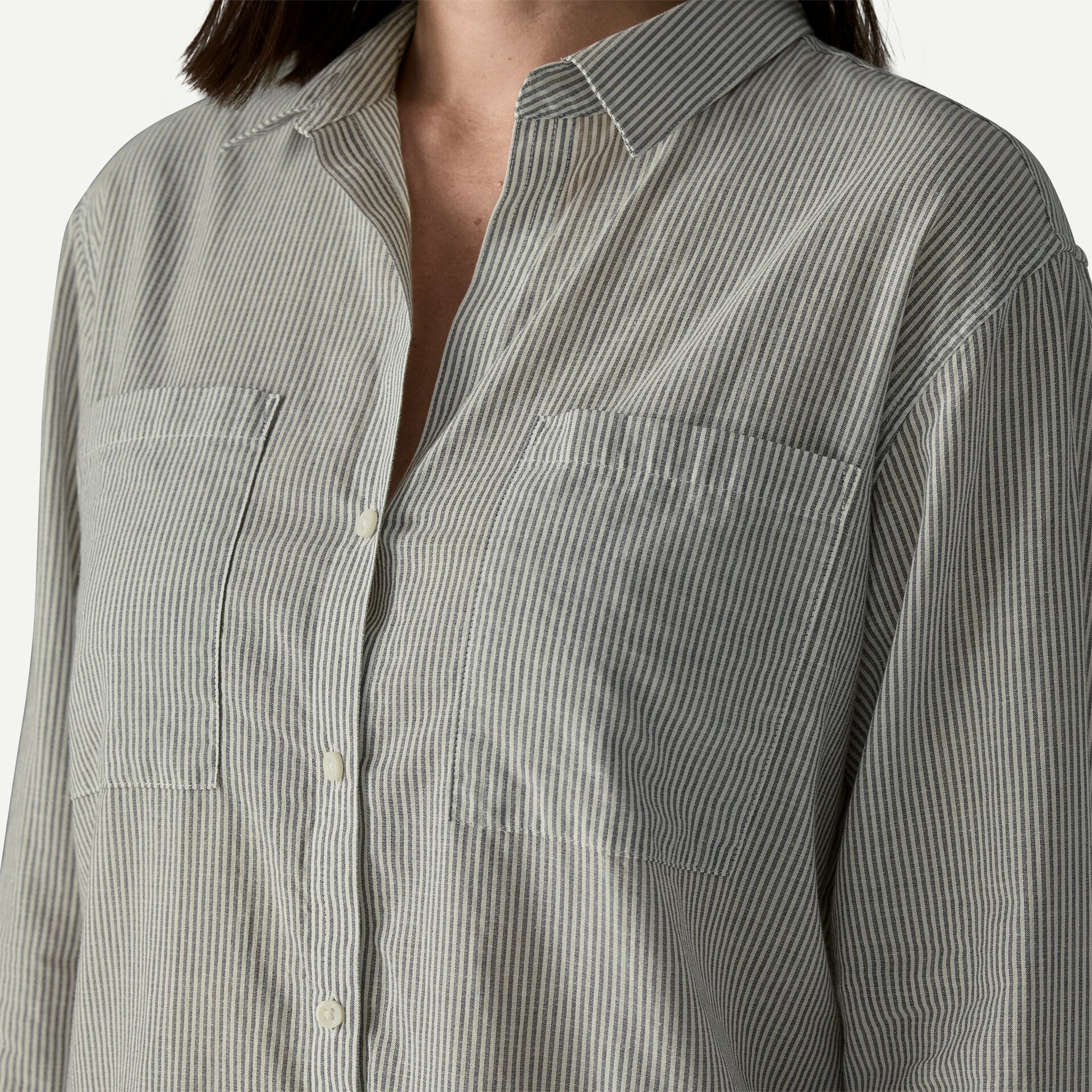 Women's Lightweight A/C™ Buttondown Shirt