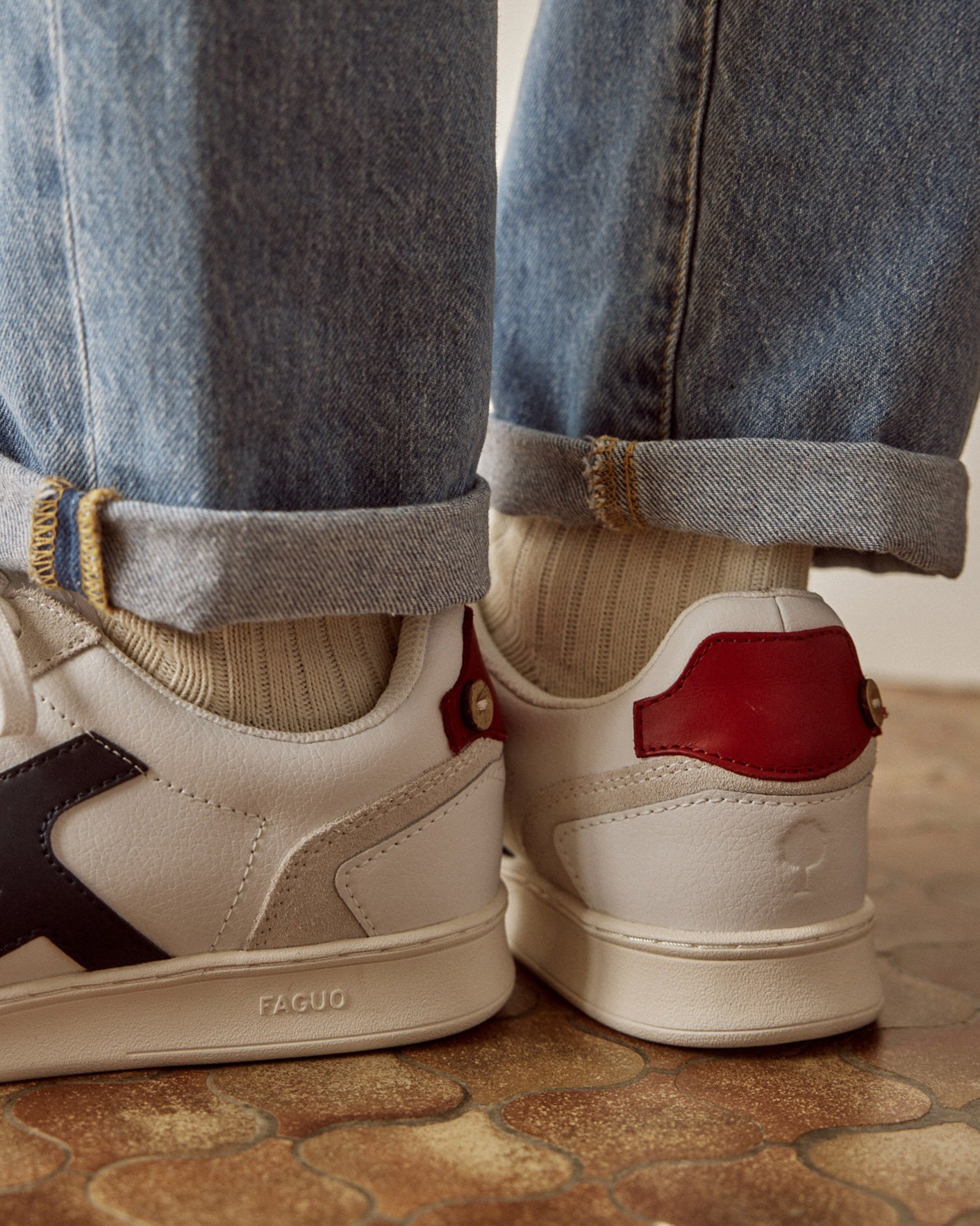 Baskets blanches, rouges & bleu marine cuir - HAZEL