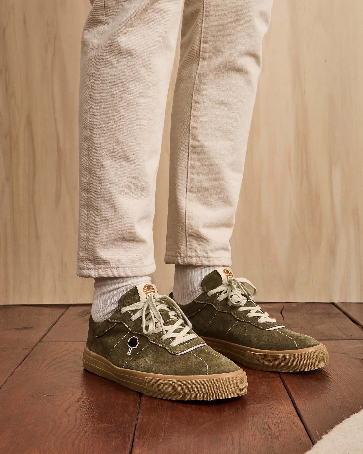 Baskets kaki cuir suède - NASHI