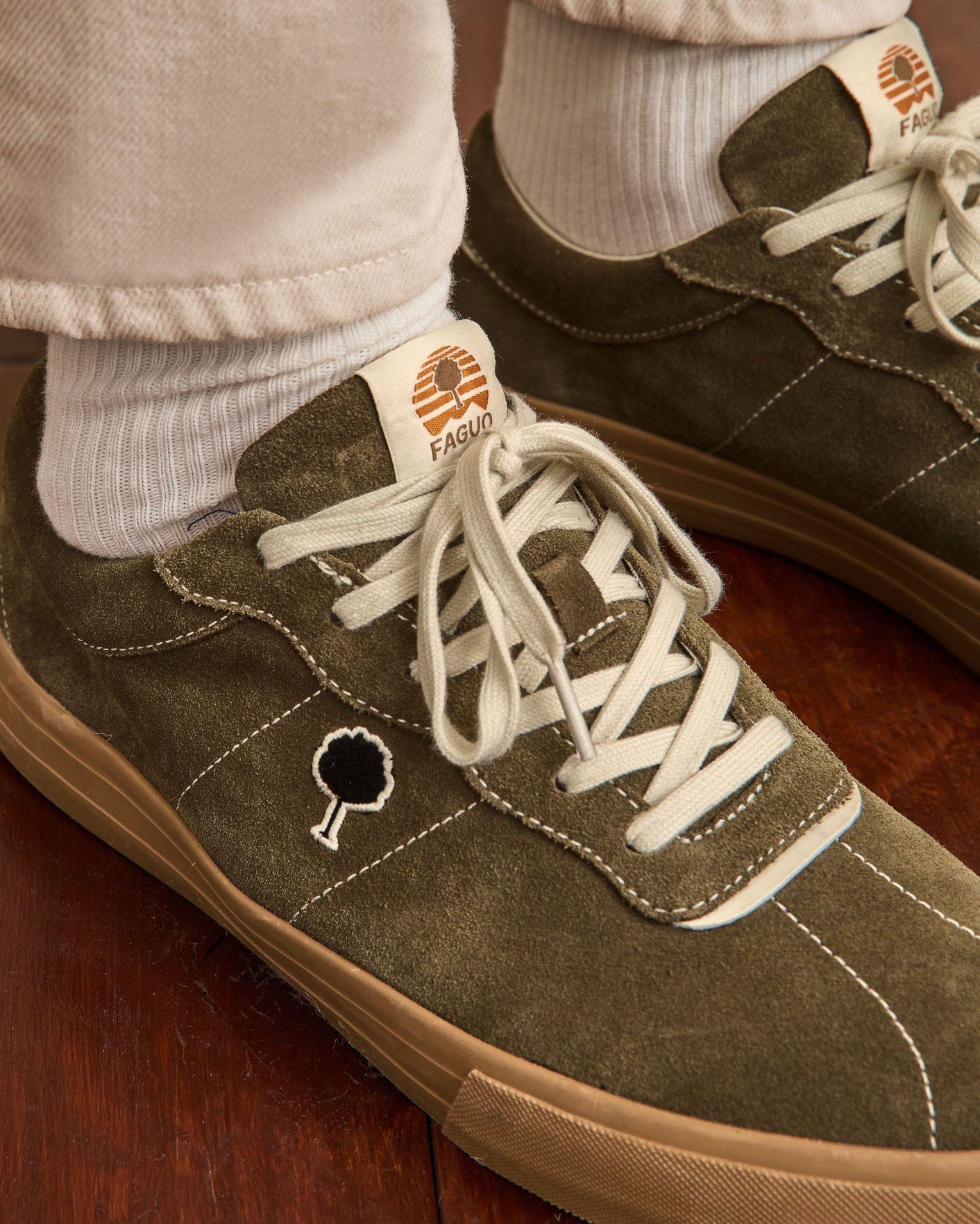 Baskets kaki cuir suède - NASHI