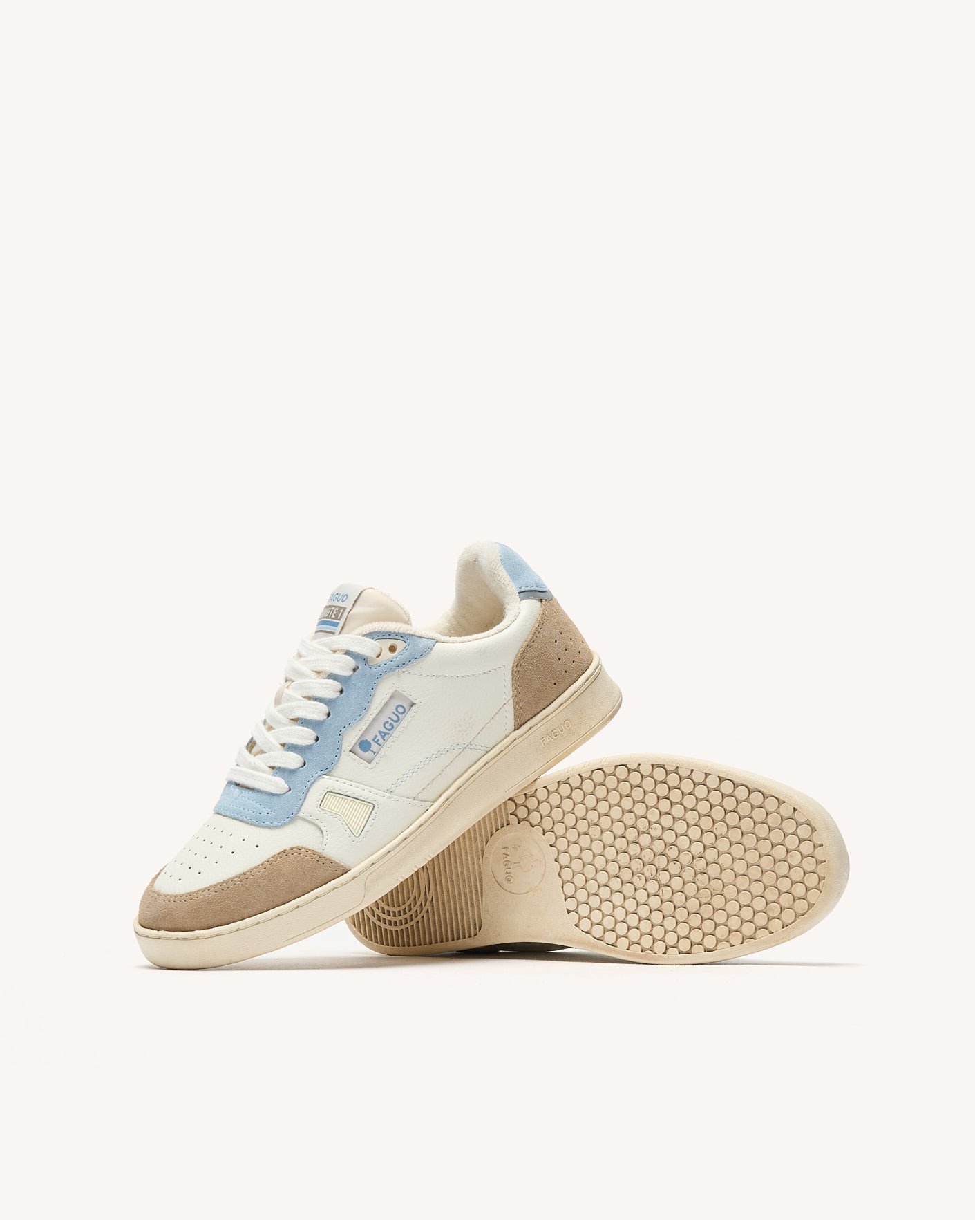 Baskets écrues & bleu, cuir & suède - COMMUTE 1