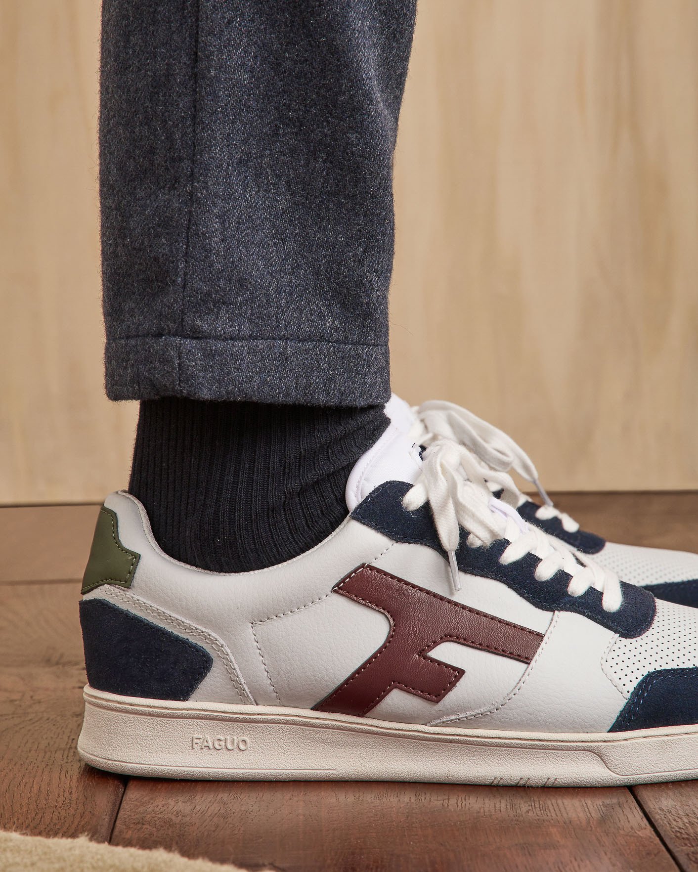 Baskets blanche & bleu marine cuir & suède - HAZEL