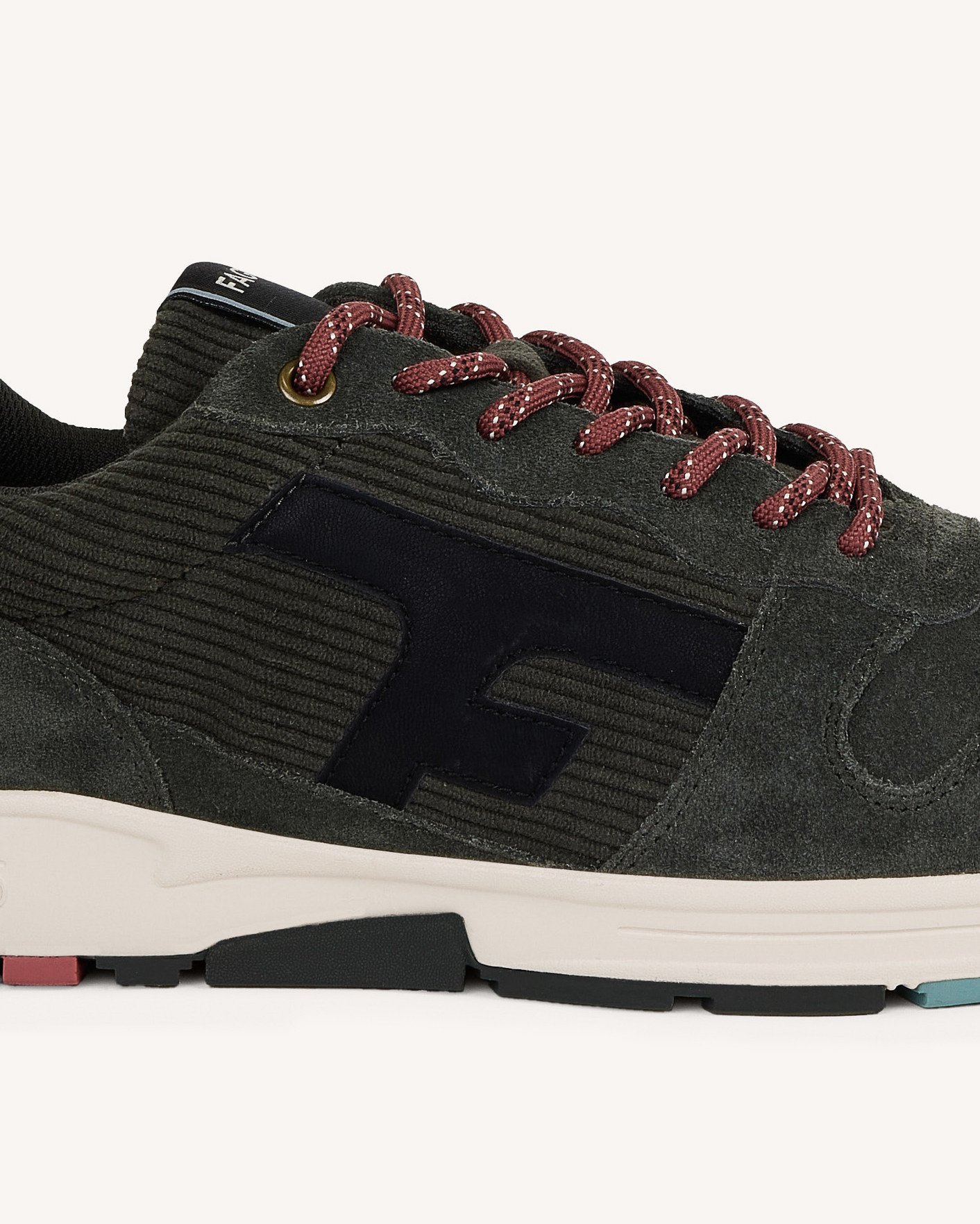 Baskets kaki velours - OLIVE